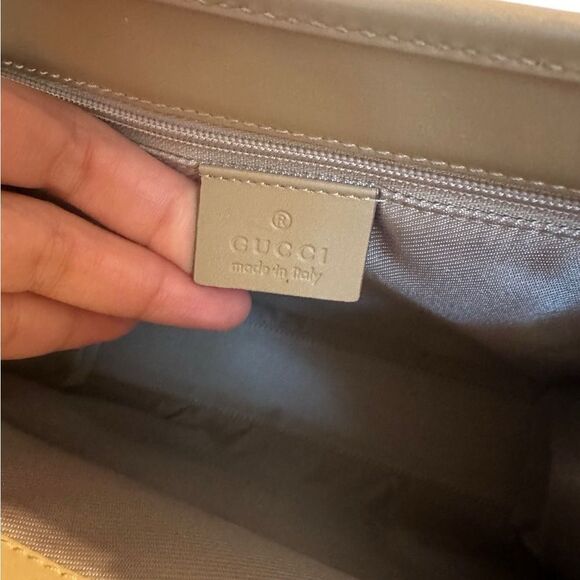 Gucci Jackie bag with piston lock - Picture 10 of 15